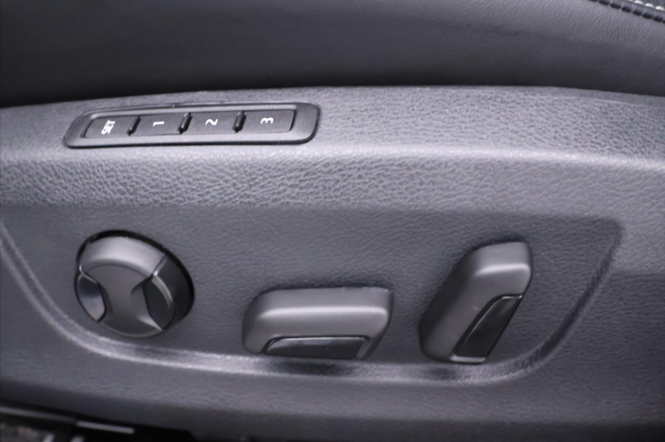 Škoda Superb 2,0 TDI 147kW Style 4x4 DSG CZ