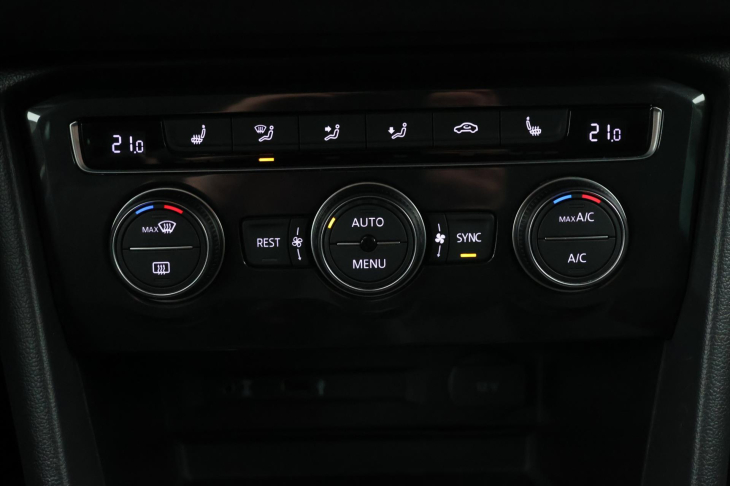 Volkswagen Tiguan 1,4 TSI 92KW MARATON CZ