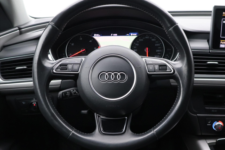 Audi A6 2,0 TDi 140kW Aut. S-line