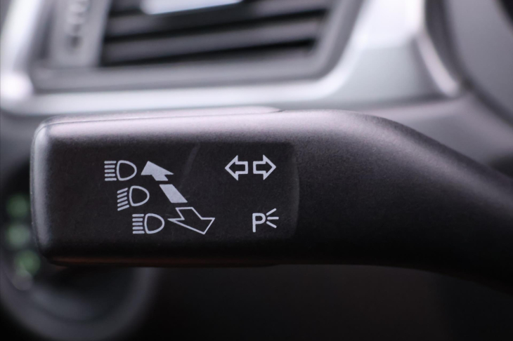 Škoda Rapid 1,6 TDI 66kW Ambition CZ