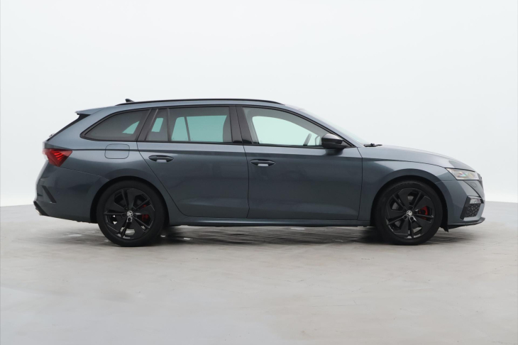 Škoda Octavia 2.0 TSI 180kW RS DSG 1.Maj LED