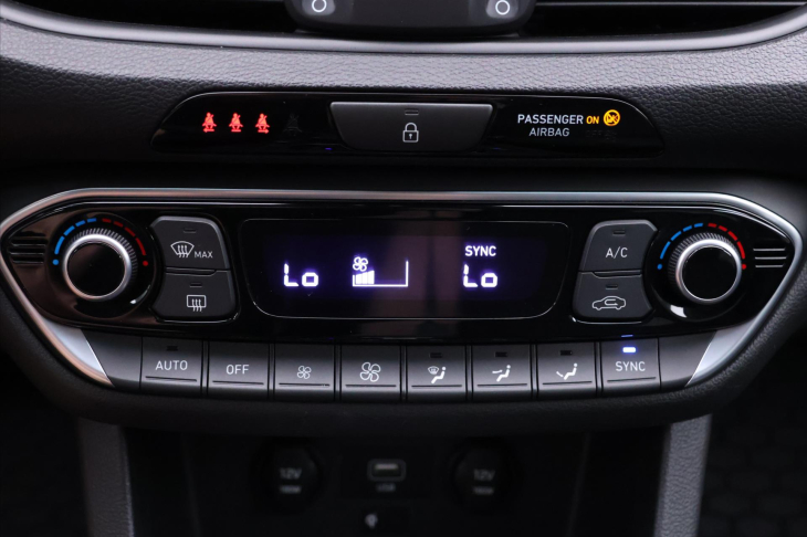 Hyundai i30 1,0 T-GDI Automat CZ Smart DPH