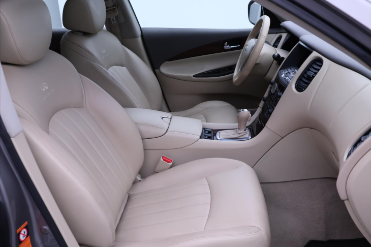 Infiniti EX35 3,5 i V6 212kW Automat Bose CZ