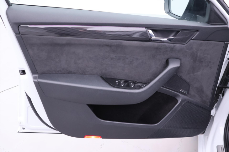 Škoda Superb 2,0 TDI 140kW 4x4 DSG Sportline