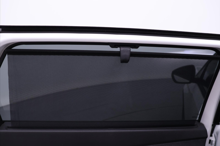 Peugeot 5008 1,2 PT 96kW CZ Allure 7-Míst