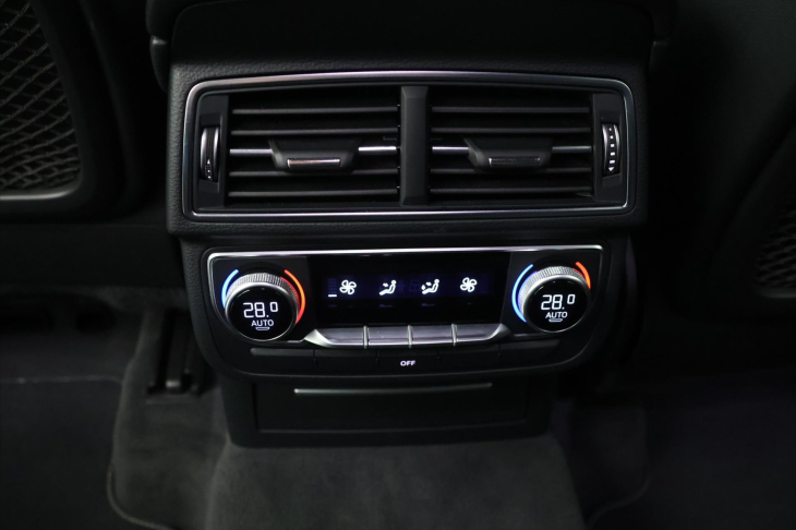 Audi Q7 3,0 TDI 200kW Quatrtro CZ DPH
