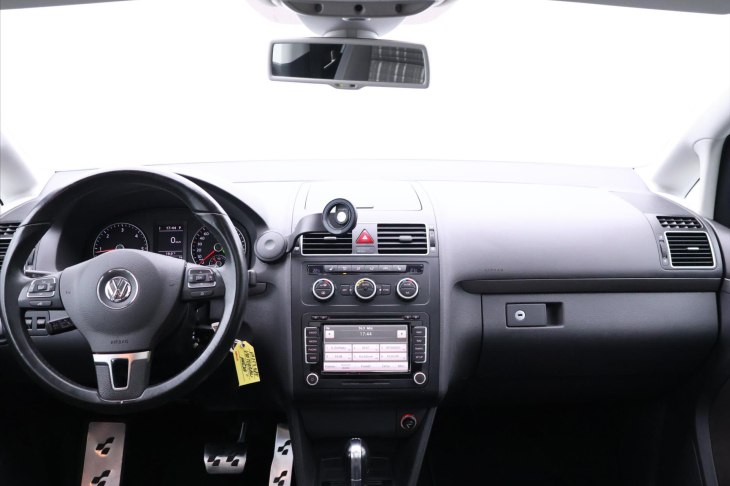 Volkswagen Touran 2,0 TDI 125kW DSG Cross 7-Míst