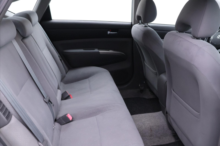 Toyota Prius 1,5 57kW Klima Hybrid Nová baterie