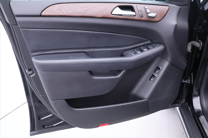 Mercedes-Benz GLE 3,0 350d 190kW 4MATIC CZ