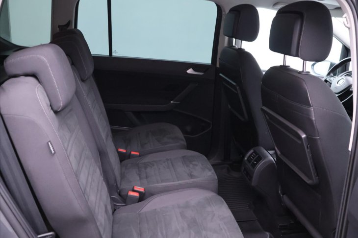 Volkswagen Touran 2,0 TDI 110kW DSG LED