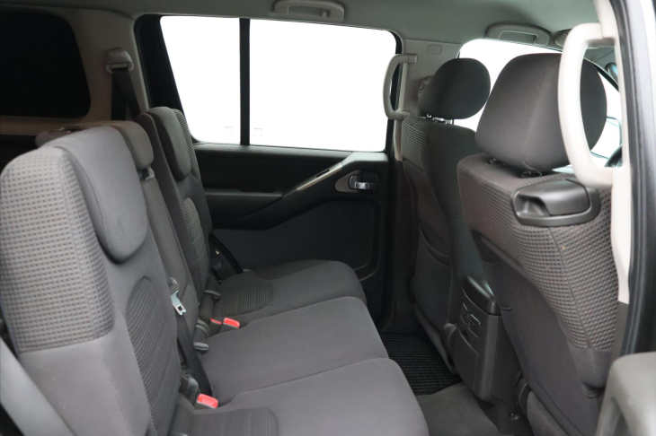 Nissan Pathfinder 2,5 dCi 126kW Automat 4WD CZ