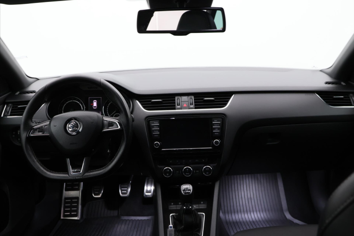Škoda Octavia 2,0 TDI 135kW Xenon RS