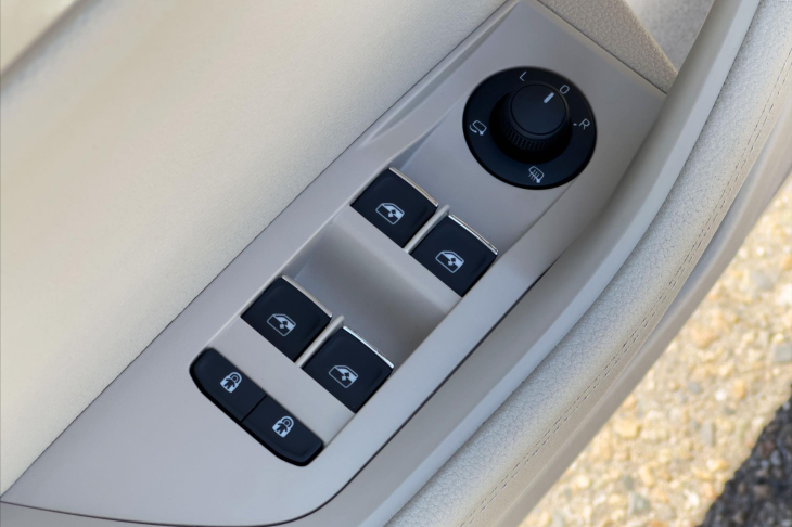 Škoda Superb 2,0 TDI 147kW DSG 4x4 L&K DPH