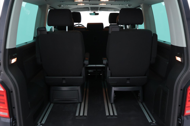 Volkswagen Multivan 2,0 TDI 150kW 4Motion LED 1Maj