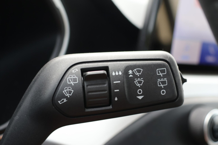 Ford Focus 1,0 EB 92kW EDIT Aut.klima Navi