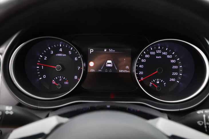 Kia Ceed 1,5 T-GDI 117kW DCT TOP DPH CZ