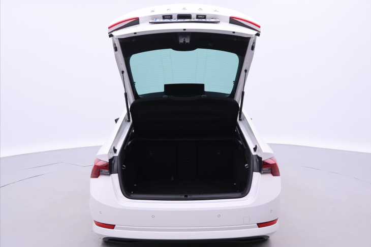 Škoda Octavia 2,0 TDI 85kW DSG Style CZ