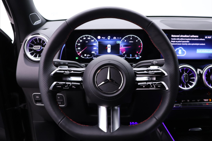 Mercedes-Benz GLB 2,0 200d 4Matic AMG Premium