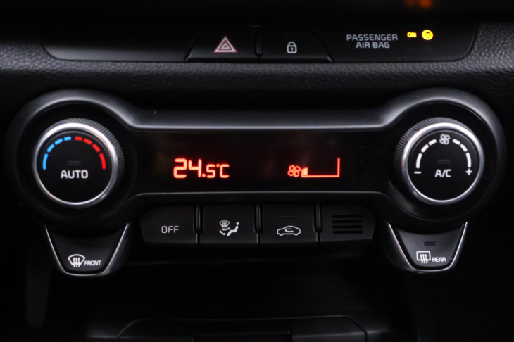 Kia Rio 1,4 CVVT 73kW Exclusive Navi