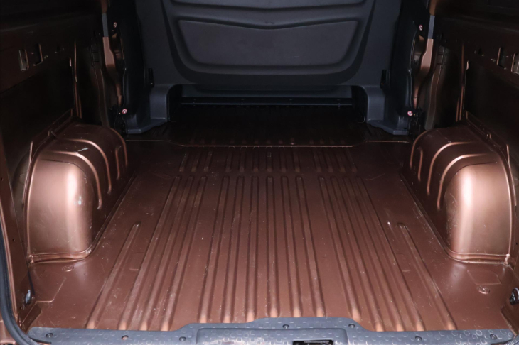 Opel Vivaro 1,6 CDTi Long CZ 6-Míst Klima
