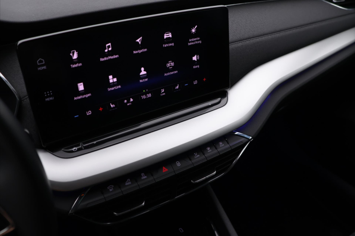 Škoda Octavia 2,0 TDI 110kW DSG Matrix DPH