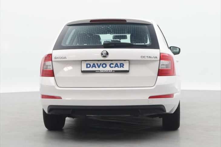 Škoda Octavia 1,6 TDi 81kW DSG Ambition CZ