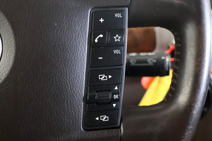 Volkswagen Touareg 3,0 TDI V6 176kW Tiptronic CZ
