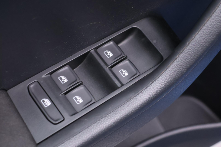 Škoda Fabia 1,2 TSI 81kW Style CZ 1.Maj.