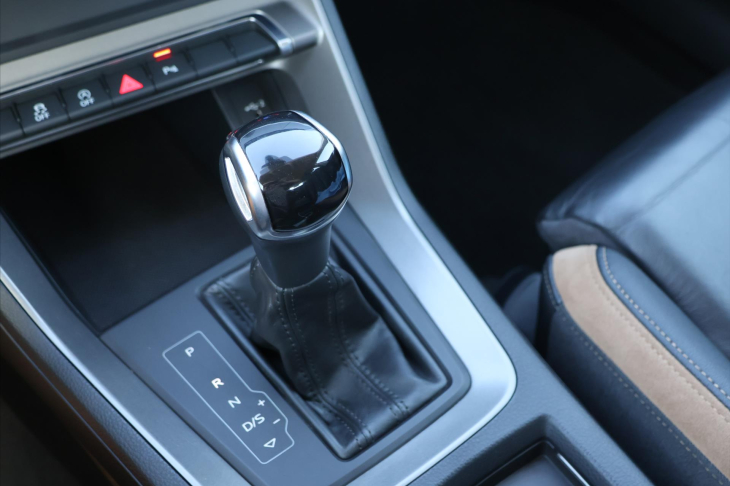 Audi Q3 2,0 TDI 110kW Advanced CZ DPH
