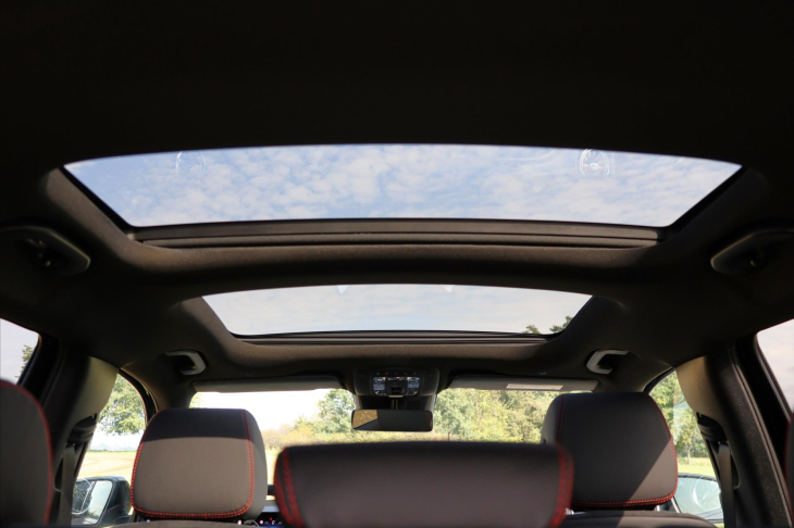 Mercedes-Benz GLB 2,0 200d 4Matic AMG Panorama