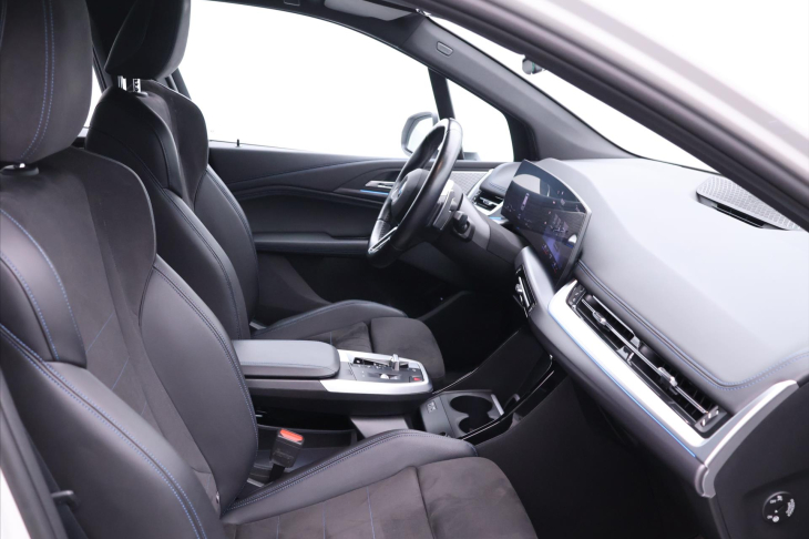 BMW Řada 2 1,5 220i M-sport Active Tourer