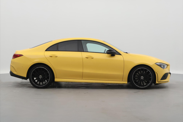 Mercedes-Benz CLA 2,0 250 165kW AMG-paket CZ