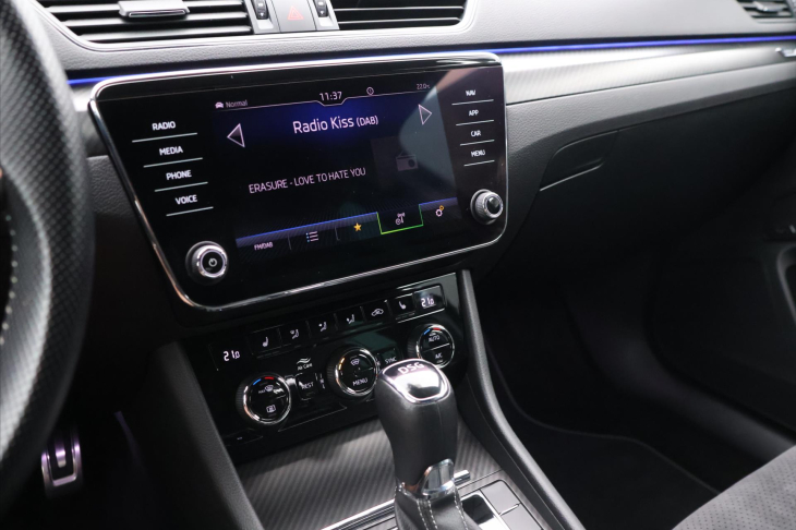 Škoda Superb 2,0 TDI 110kW SportLine DSG CZ