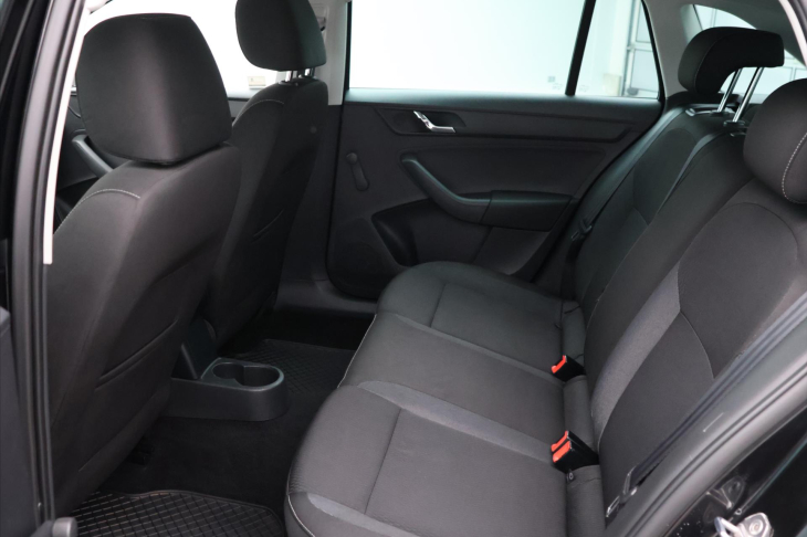 Škoda Rapid 1,6 TDI 66kW Ambition CZ DPH