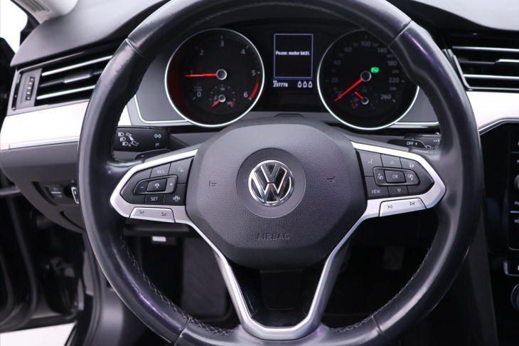 Volkswagen Passat 2,0 TDI 110kW DSG Elegance