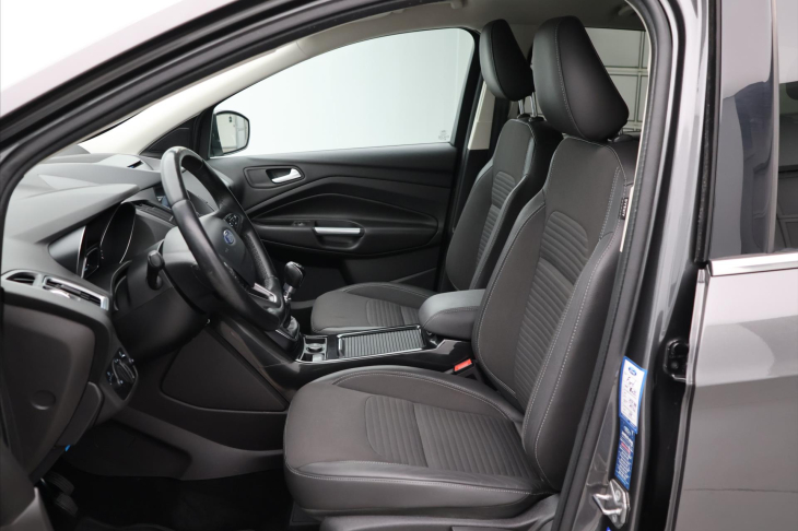Ford Kuga 1,5 TDCI 88kW CZ Titanium DPH
