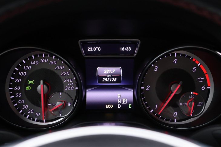 Mercedes-Benz CLA 2,1 220d 125kW Aut. AMG Kůže