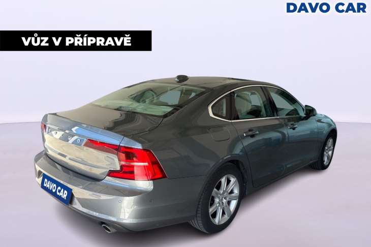 Volvo S90 2.0 D3 110kW Aut Momentum LED