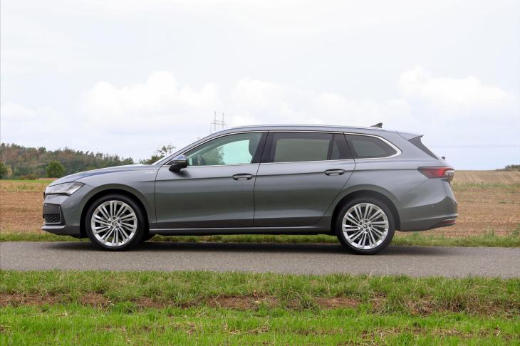 Škoda Superb 2,0 TDI DSG Laurin&Klement DPH