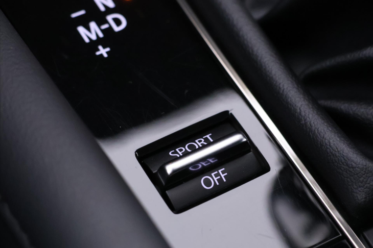 Mazda 3 2,0 Skyactiv-G122 Aut. Navi