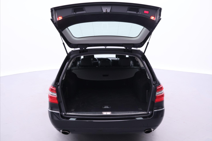 Mercedes-Benz Třídy E 3,0 350CDI 170kW Automat Navi