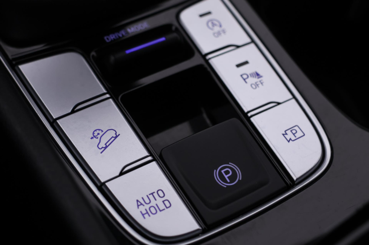 Hyundai Tucson 1,6 CRDi 100kW Aut. CZ Smart