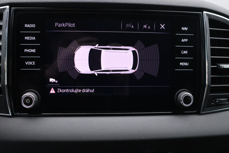 Škoda Karoq 1,5 TSI 110kW Style CZ 1.Maj