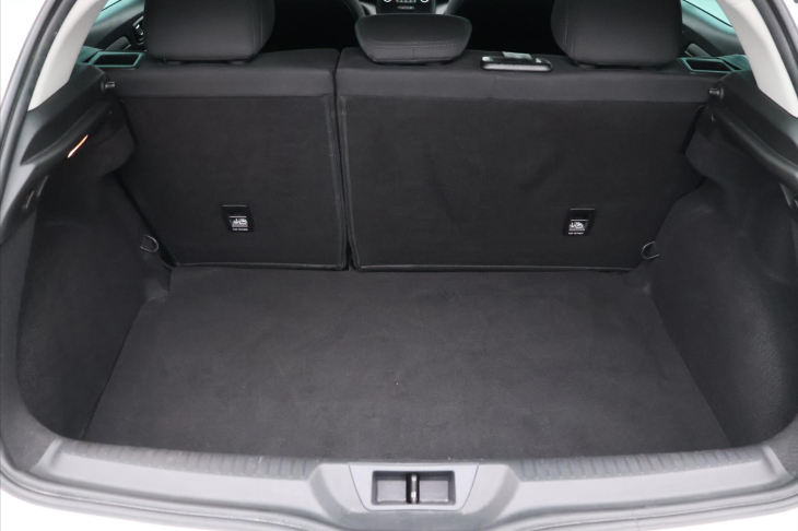 Renault Mégane 1,6 SCe 84kW Klimatizace CZ