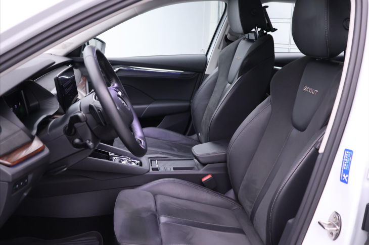 Škoda Octavia 2,0 TDI 147kW 4x4 DSG Scout CZ DPH