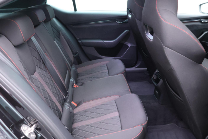 Škoda Octavia 2,0 TSI RS 180kW DSG CZ