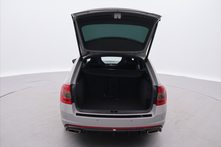 Škoda Octavia 2,0 TDI 135kW DSG RS CZ Maxton