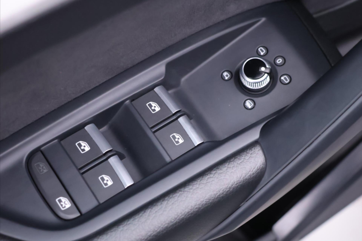 Audi Q5 3,0 50TDI 210kW S-line quattro