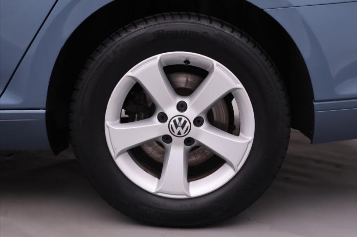 Volkswagen Passat 1,6 TDI Comfortline Navi DPH