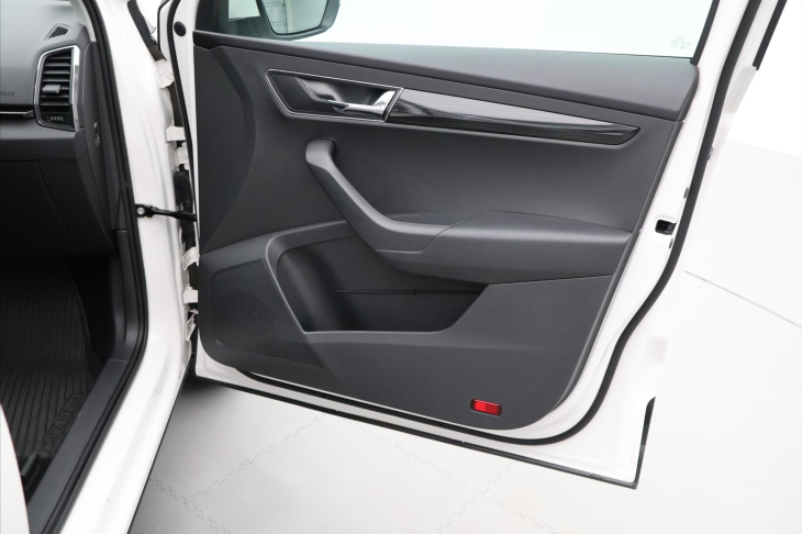 Škoda Karoq 1.6 TDI 85kW Style DSG DPH CZ